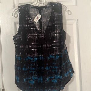 NWT Dec 1965 Sleeveless V-neck top - Size Medium